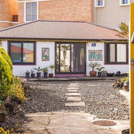 Shanti Shanti Guest House Csedzsu Kültér fotó