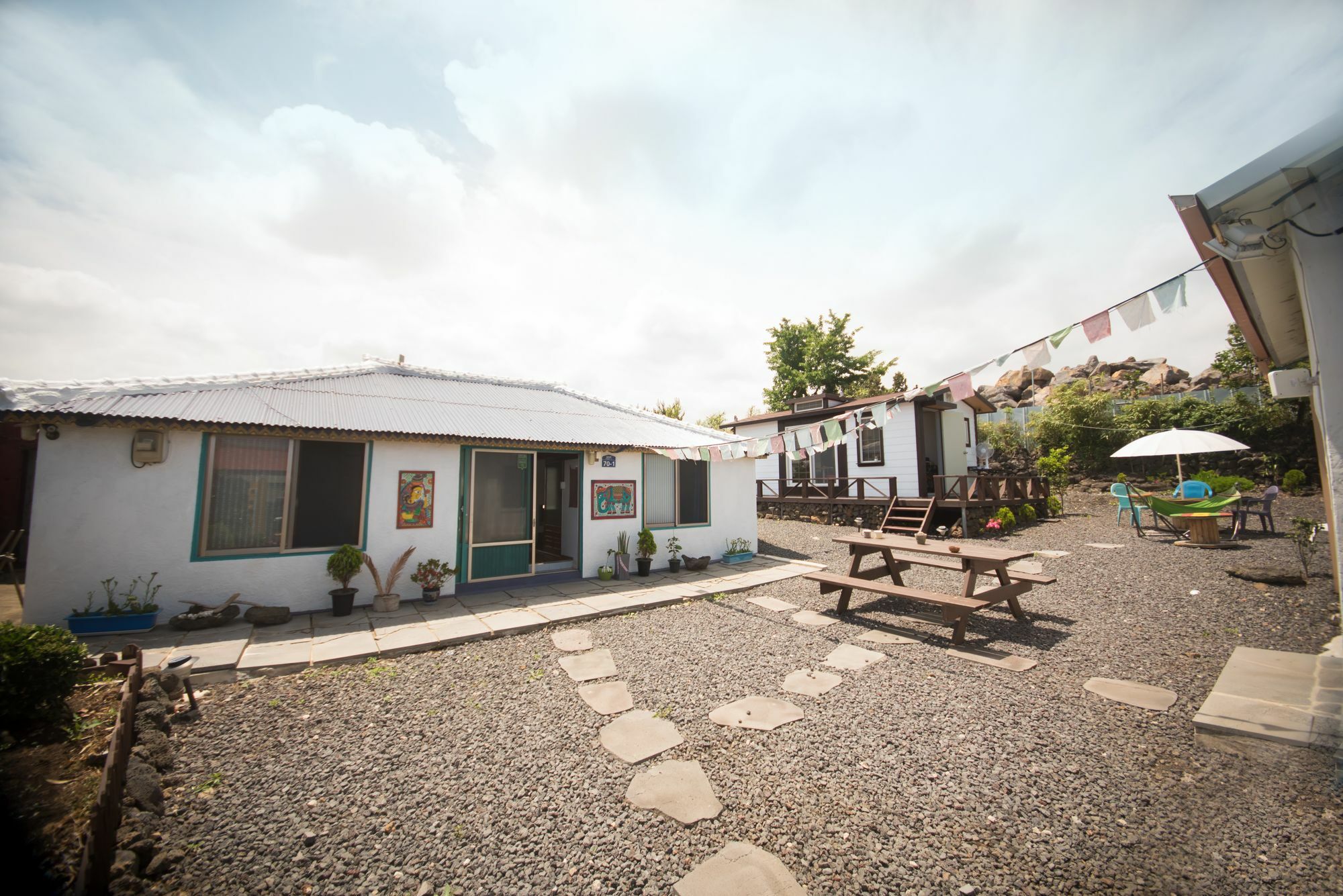 Shanti Shanti Guest House Csedzsu Kültér fotó